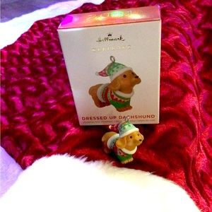 Hallmark Dressed Up Dachshund Miniature Ornament 2021 ~ New